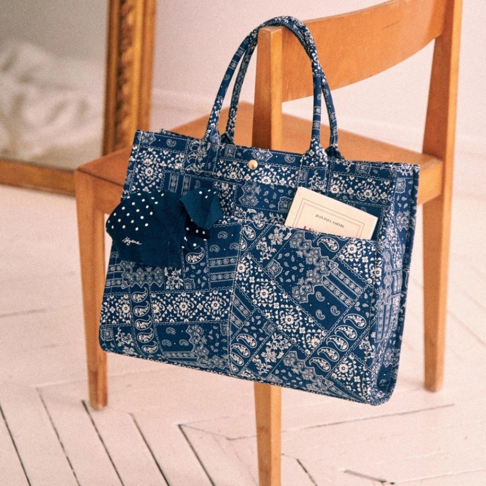 Nwt! Sezane le sept tote bag bandana navy